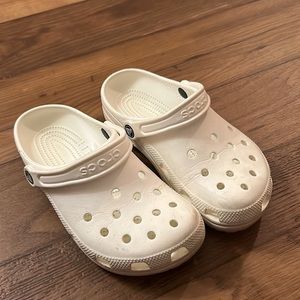 White crocs women sz 7